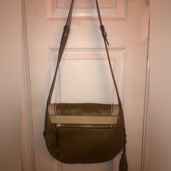 Pour La Victoire Leather Shoulder Bag - Picture 9 of 12